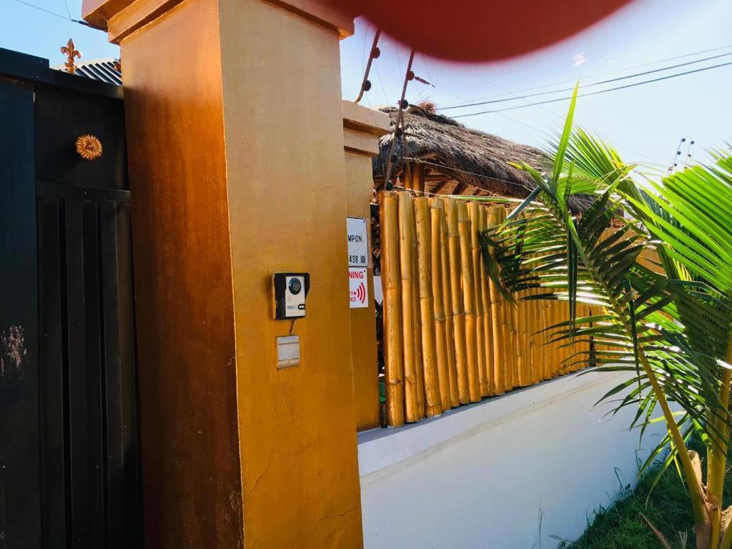 Nana'S Holiday Let Adenta Exterior photo